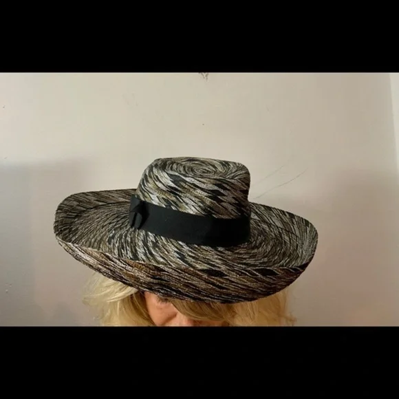 Vintage Leslie James Wide Brim Black Tan Hat display picture 2